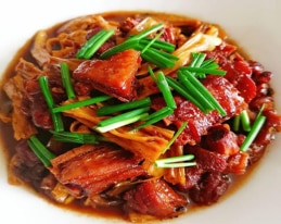 爆炒腊鸭